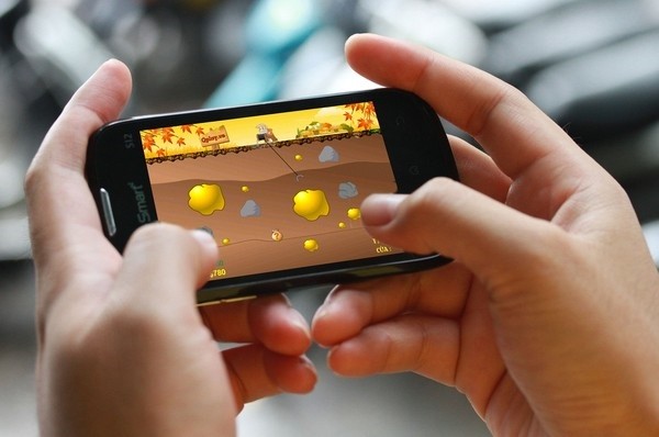 Chơi game mobile thỏa thích với dịch vụ WeGames Mobifone