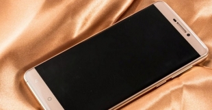 Review smartphone Blackview R7: Thiết kế đẹp, cấu hình mạnh mẽ